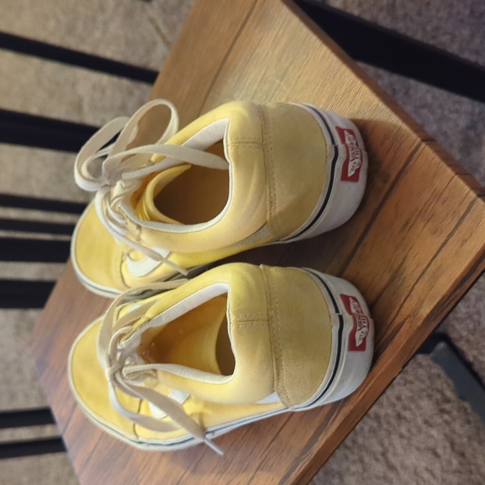 Yellow Vans - Picture 4 of 4